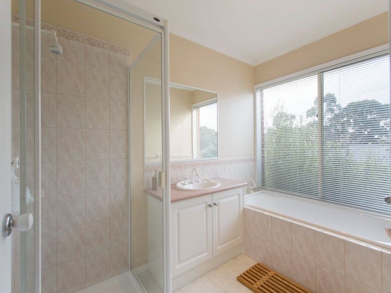 22 Manorwoods Drive, Frankston VIC 3199