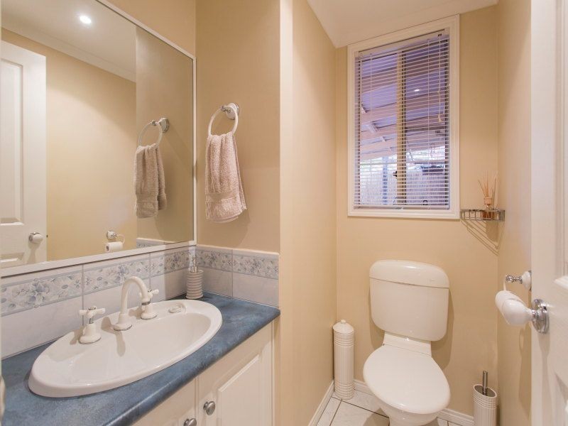 22 Manorwoods Drive, Frankston VIC 3199