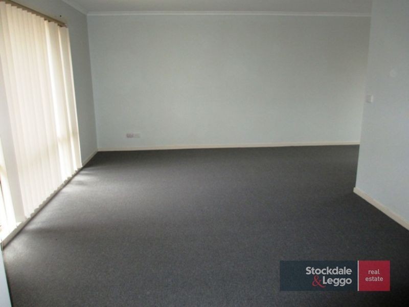 9/2 Allington Place, Langwarrin VIC 3910