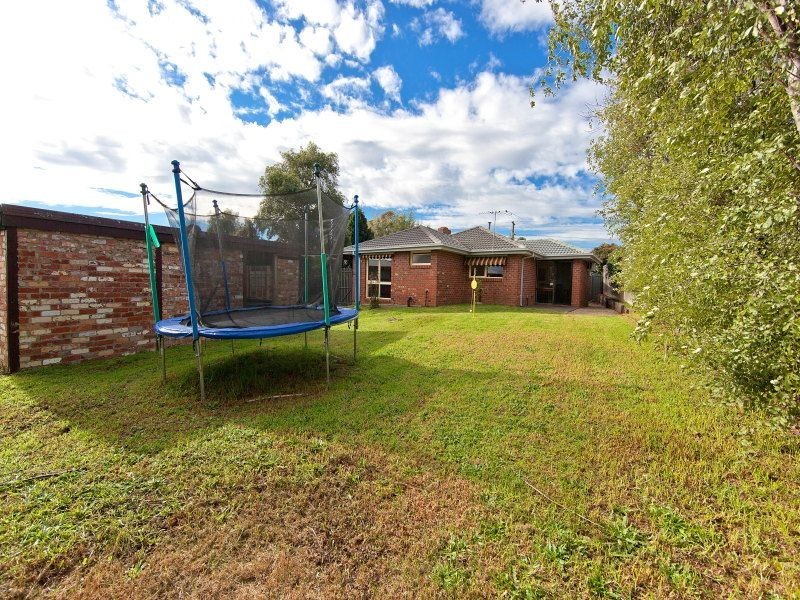 32 Ferndale Drive, Frankston VIC 3199