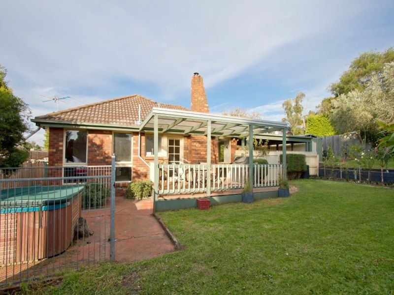 12 Lerwick Court, Frankston VIC 3199