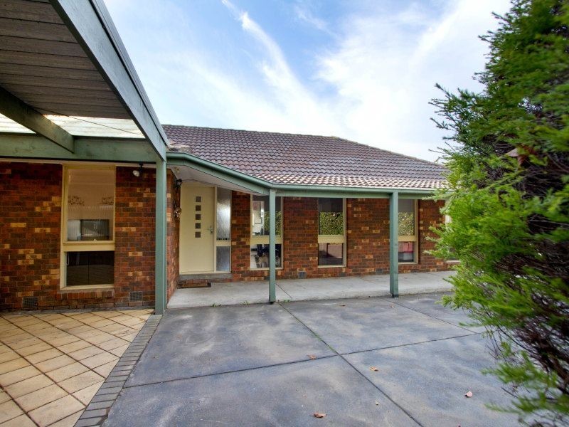 12 Lerwick Court, Frankston VIC 3199