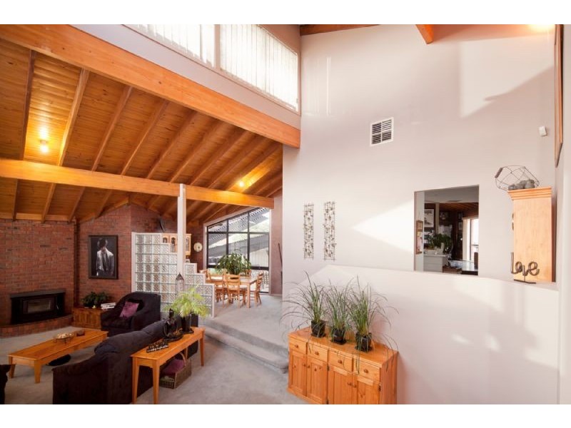 7 Lalina Close, Frankston VIC 3199