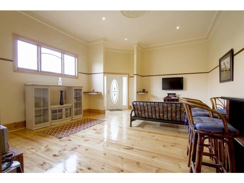 10 Petrie Street, Frankston VIC 3199