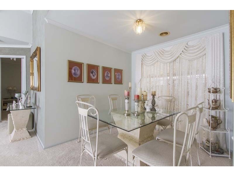 12 St Johns Wood, Skye VIC 3977