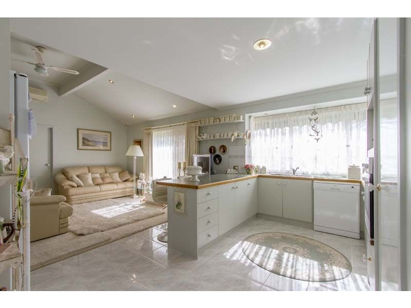 12 St Johns Wood, Skye VIC 3977