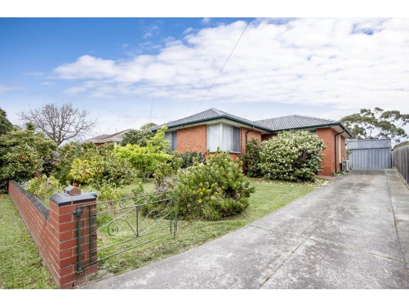 17 Moomba Ave, Seaford VIC 3198