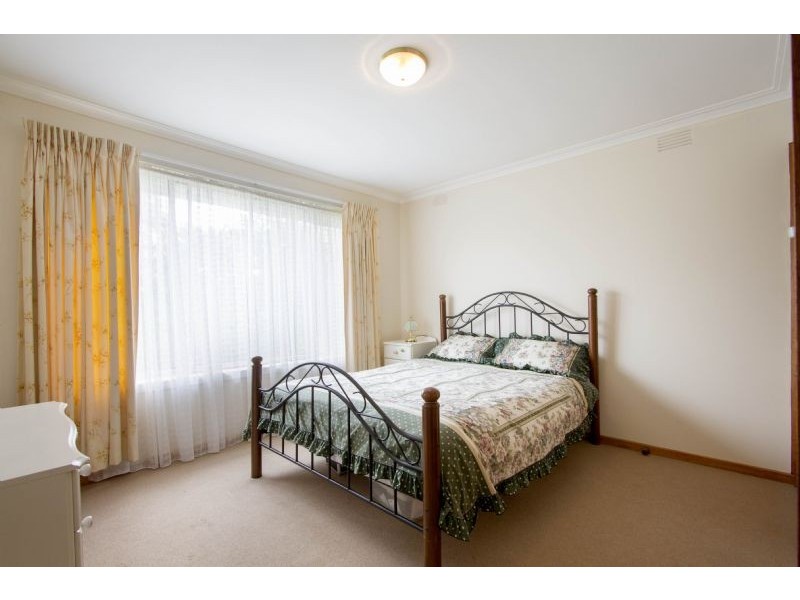 17 Moomba Ave, Seaford VIC 3198