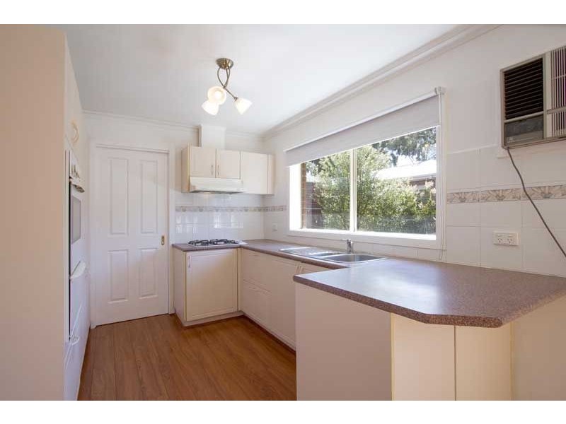 5a Mountain view Cres, Seaford VIC 3198