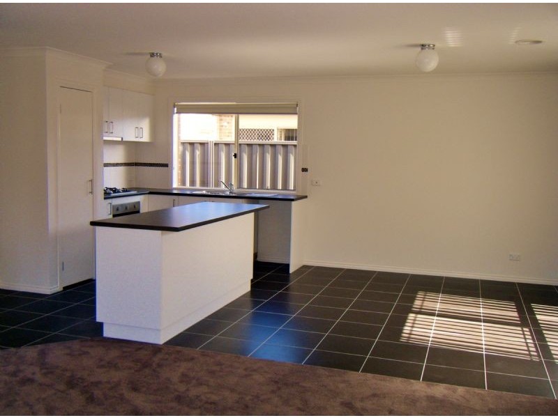 11 Southampton Drive, Langwarrin VIC 3910