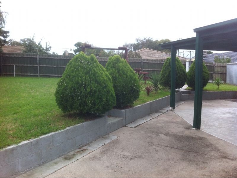 2 Norton Close, Carrum Downs VIC 3201