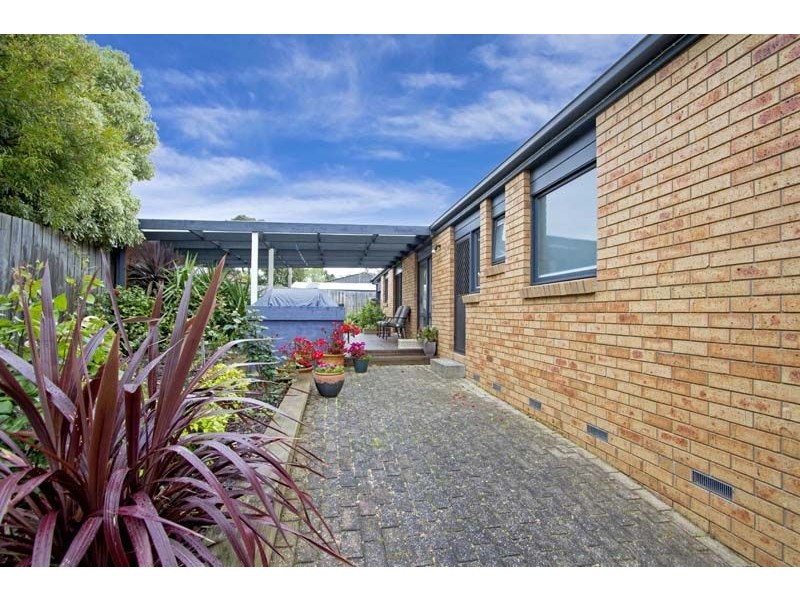 6 Acton Close, Frankston VIC 3199
