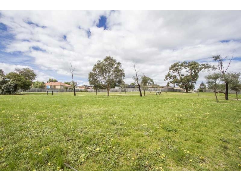 4/12 Brunnings Road, Carrum Downs VIC 3201