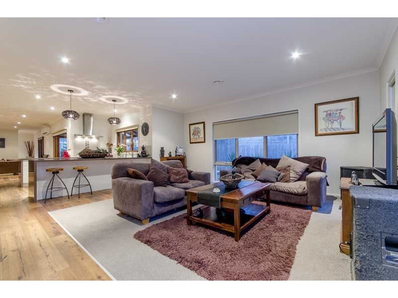 6 Ovata Court, Frankston South VIC 3199