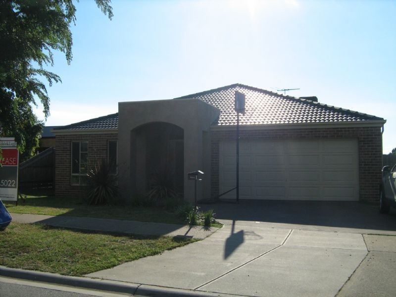 1 Manchester Drive, Skye VIC 3977
