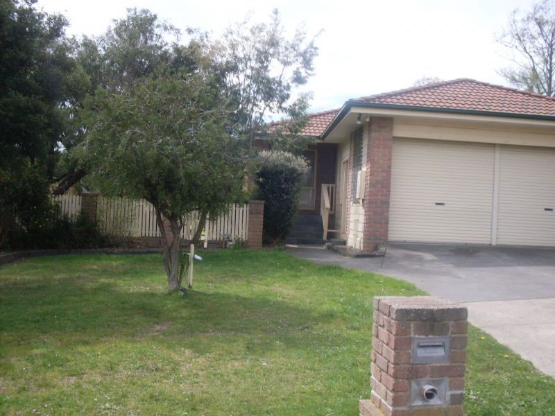 11 Pellita Way, Langwarrin VIC 3910