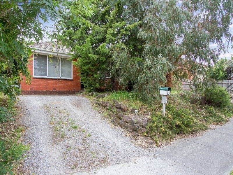 13 Bushlark Drive, Carrum Downs VIC 3201