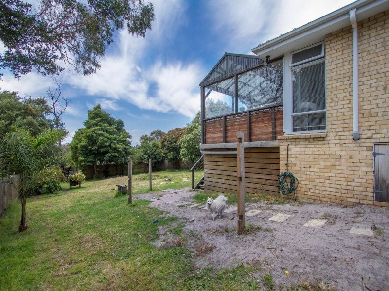 13A Kenilworth Ave, Frankston VIC 3199