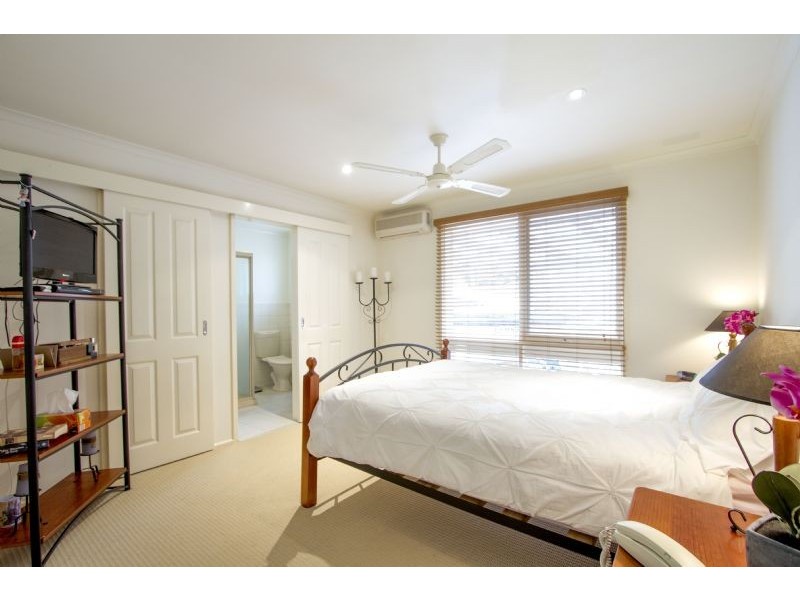 4 Kim Close, Frankston South VIC 3199