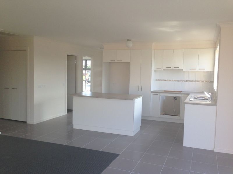 4 Romina Drive, Langwarrin VIC 3910