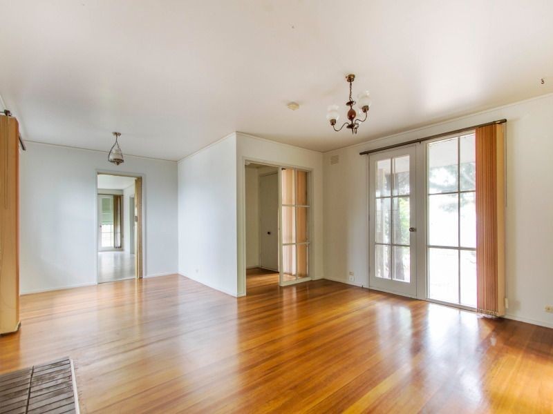 104 Rosslyn Avenue, Seaford VIC 3198