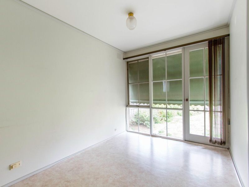 104 Rosslyn Avenue, Seaford VIC 3198