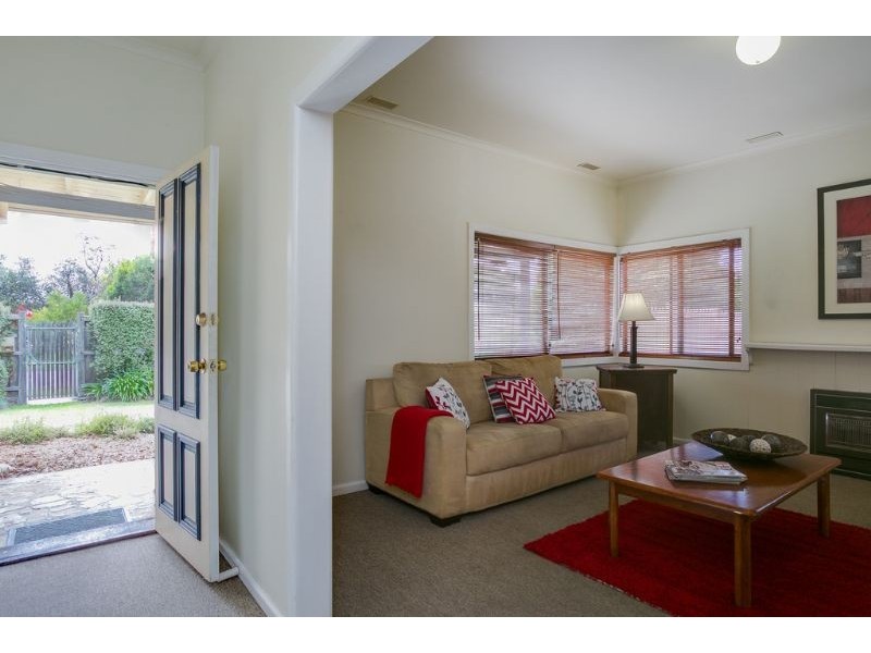 67 Dandenong Road East, Frankston VIC 3199