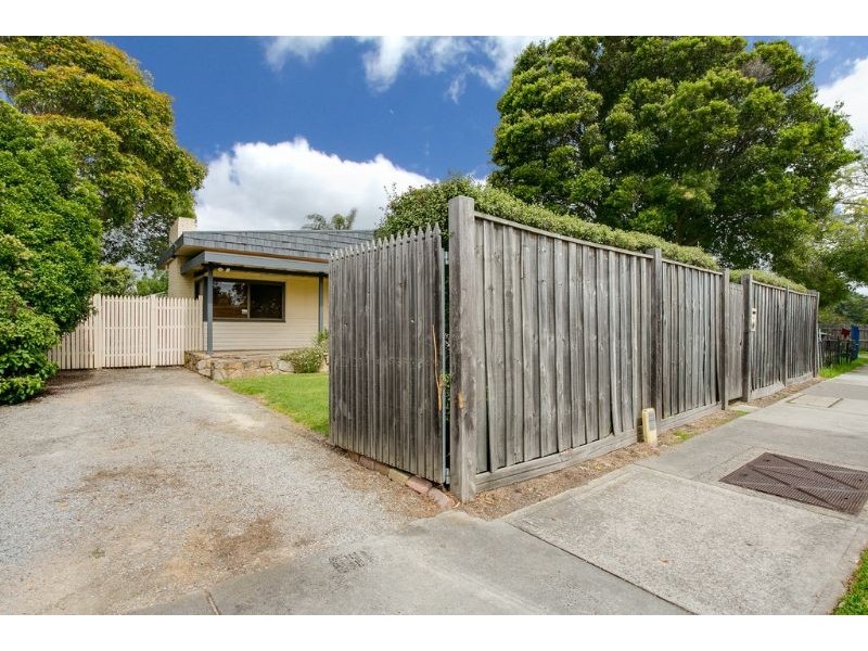 67 Dandenong Road East, Frankston VIC 3199