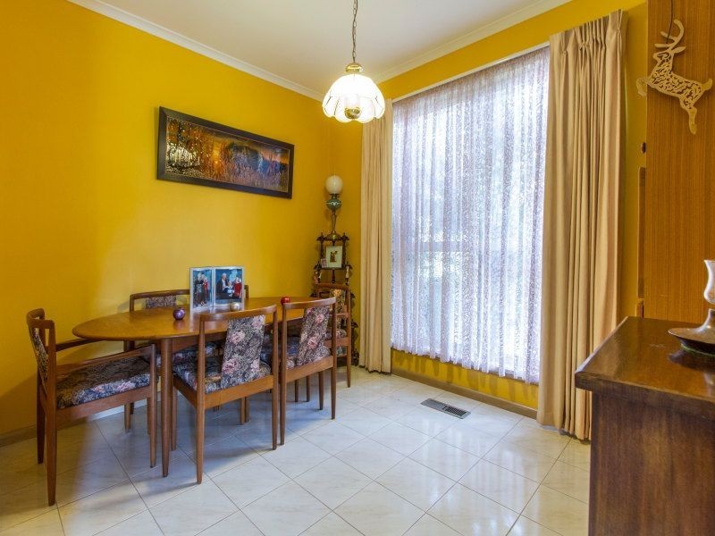 36 Towerhill Road, Frankston VIC 3199