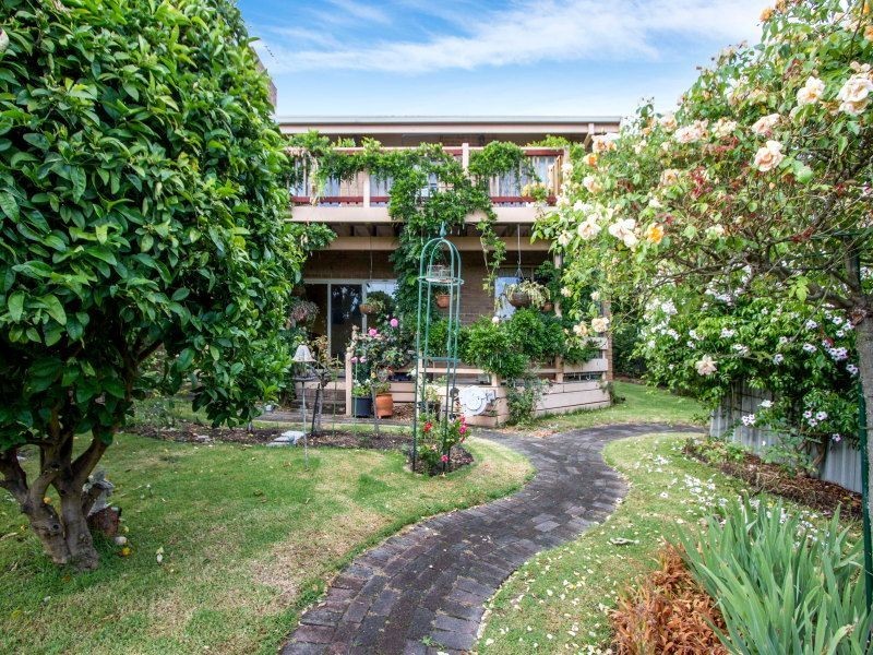 36 Towerhill Road, Frankston VIC 3199