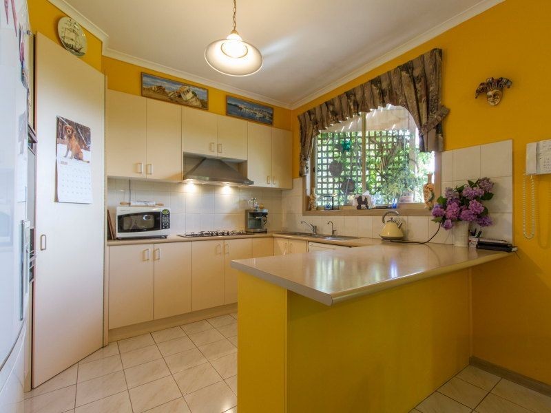 36 Towerhill Road, Frankston VIC 3199