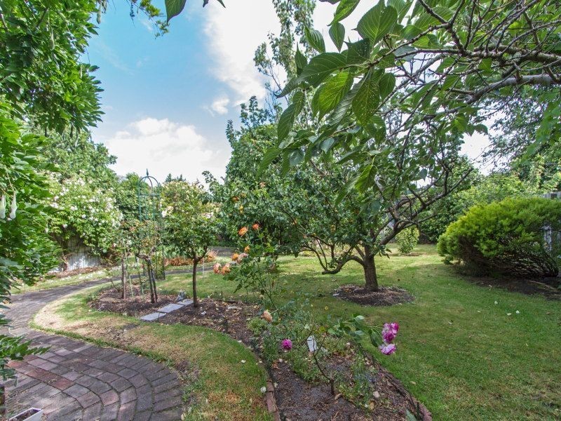 36 Towerhill Road, Frankston VIC 3199