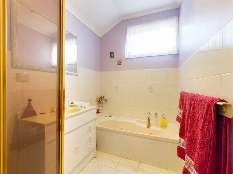 36 Towerhill Road, Frankston VIC 3199