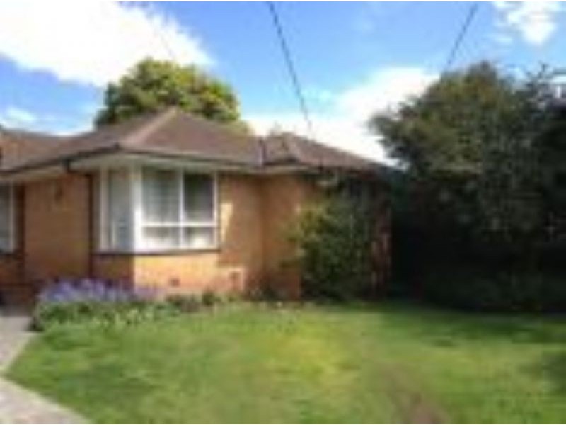 10 Hamilton Grove, Frankston VIC 3199