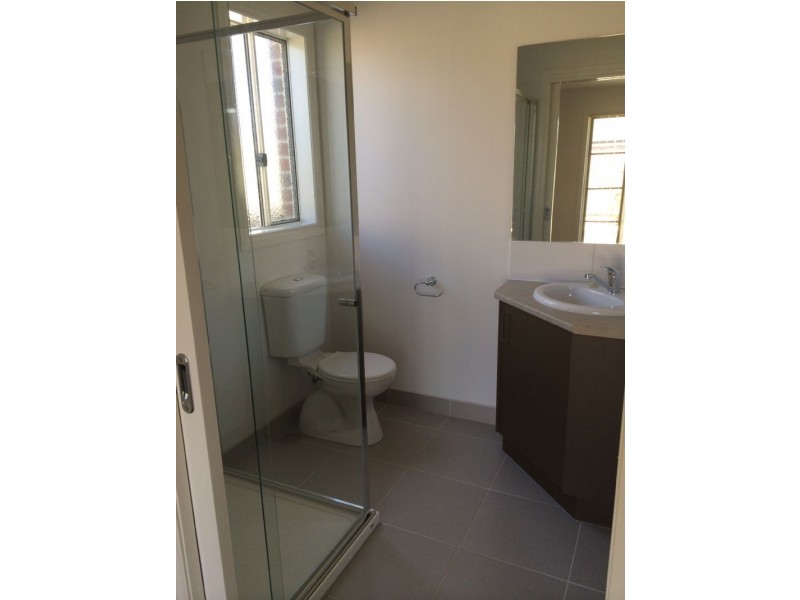 23 Newcastle Way, Langwarrin VIC 3910