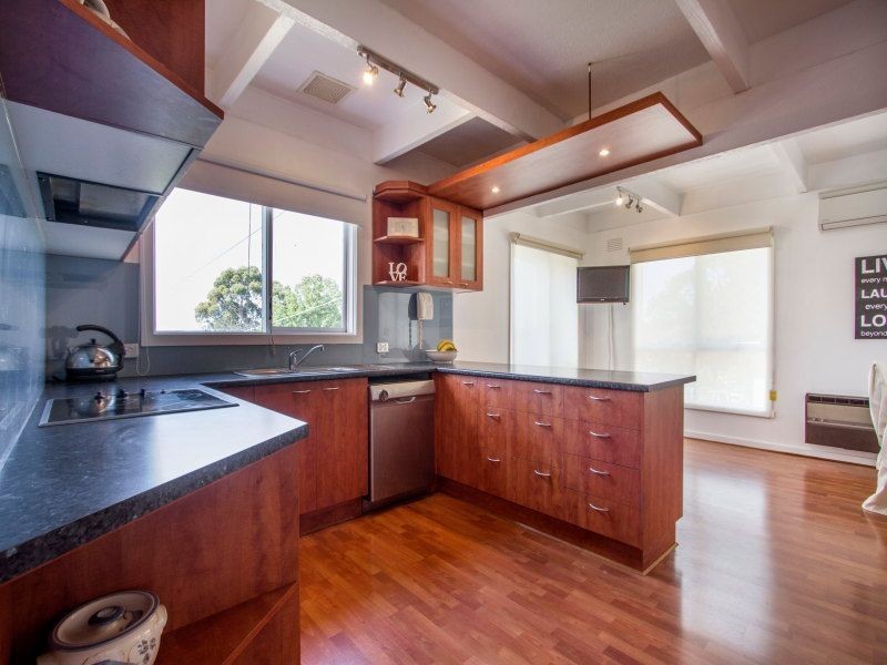 35 Lawson Avenue, Frankston South VIC 3199