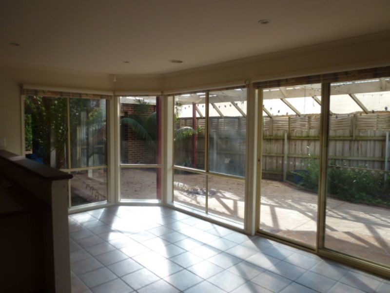 6 Grasswren Close, Langwarrin VIC 3910