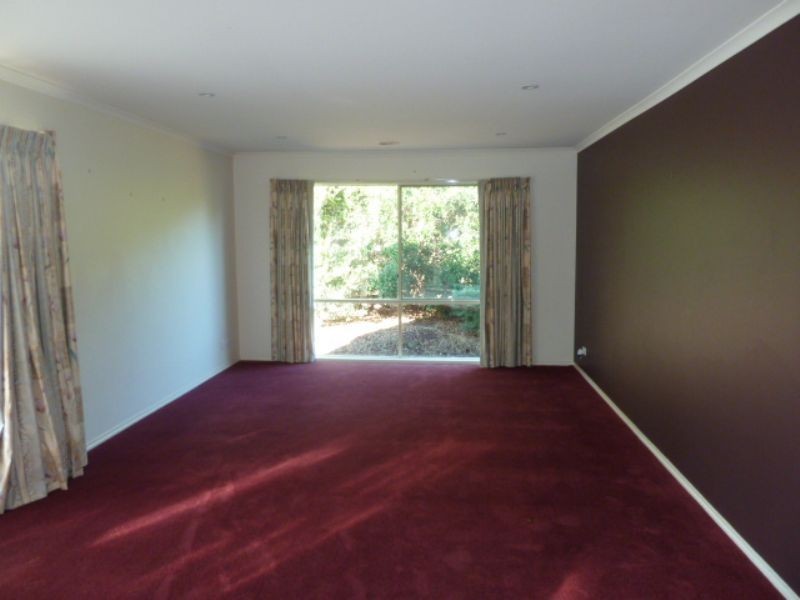 6 Grasswren Close, Langwarrin VIC 3910