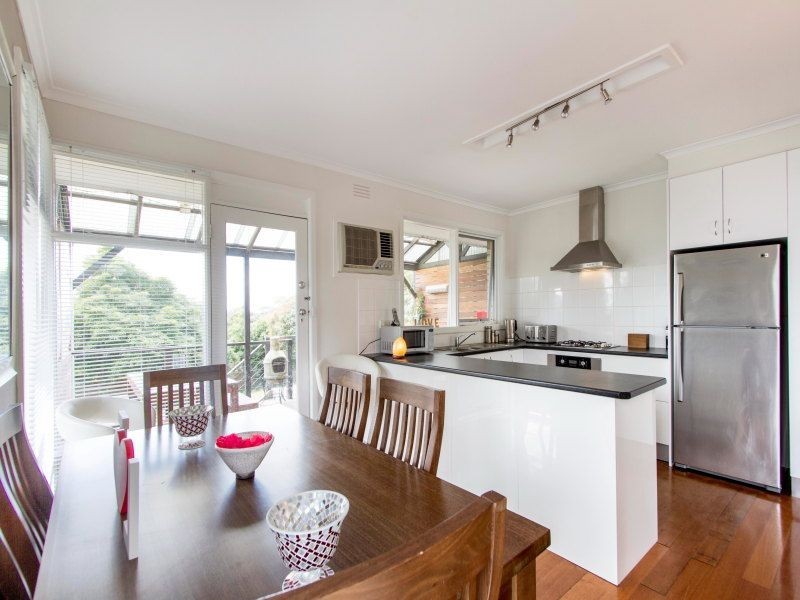 13 Kenilworth Avenue, Frankston VIC 3199
