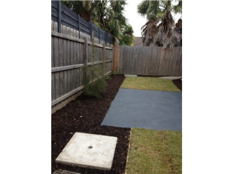 2/250 Heatherhill Road, Frankston VIC 3199