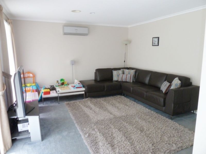 27 Gum Nut Drive, Langwarrin VIC 3910