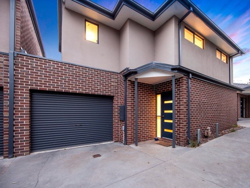 2/3 Lorraine Street, Frankston VIC 3199