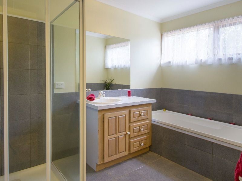 9 Yandiah Court, Frankston VIC 3199