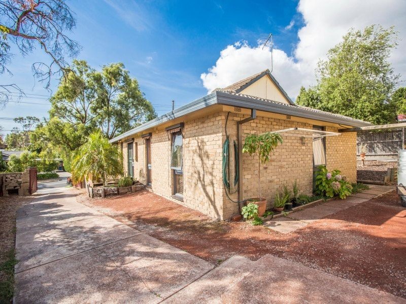 33 Blaxland Avenue, Frankston South VIC 3199