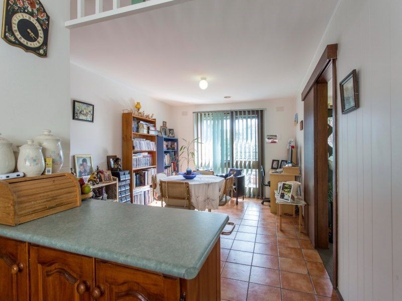 33 Blaxland Avenue, Frankston South VIC 3199