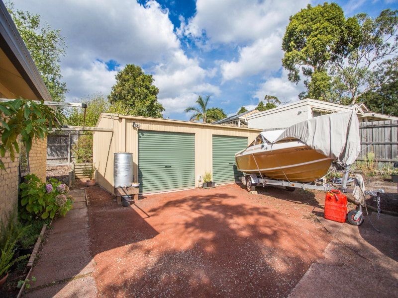 33 Blaxland Avenue, Frankston South VIC 3199