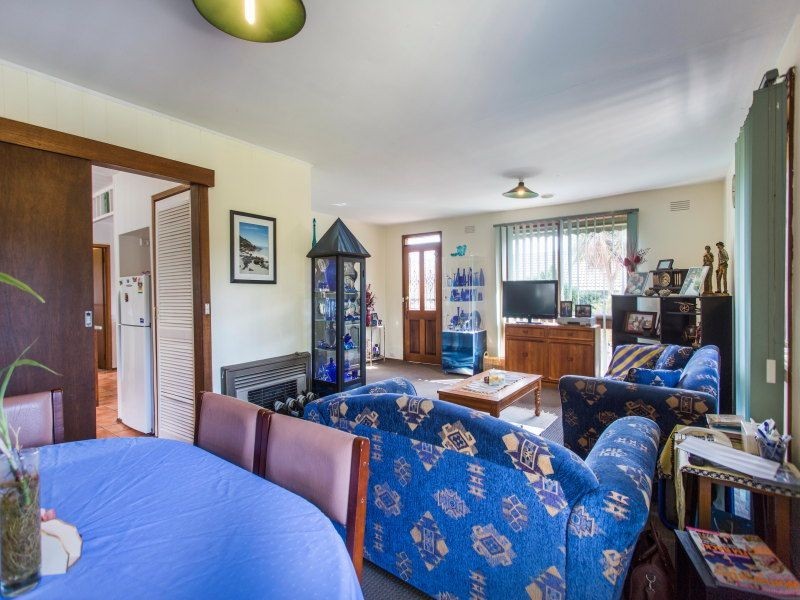 33 Blaxland Avenue, Frankston South VIC 3199