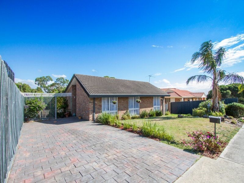 32 Willow Road, Frankston VIC 3199