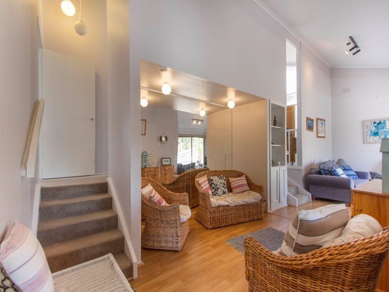 32 Willow Road, Frankston VIC 3199