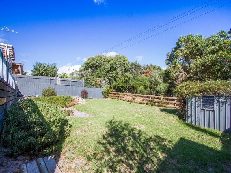 32 Willow Road, Frankston VIC 3199